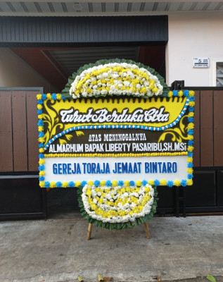 Papan Bunga Duka di Pajang
