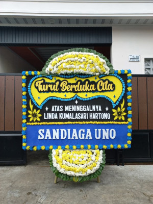 Papan Bunga Duka di Pajang